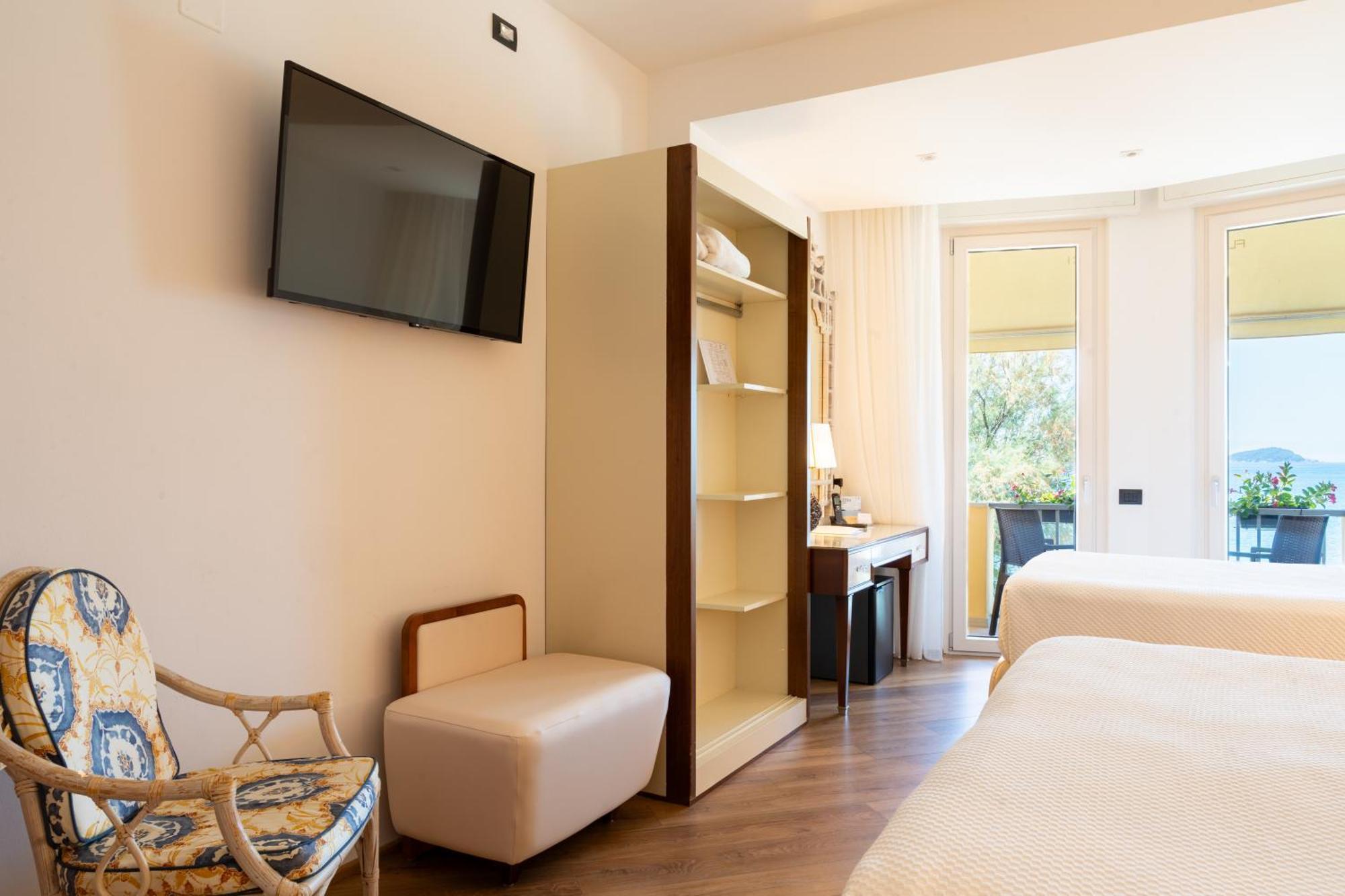 Hotel Florida Lerici Buitenkant foto