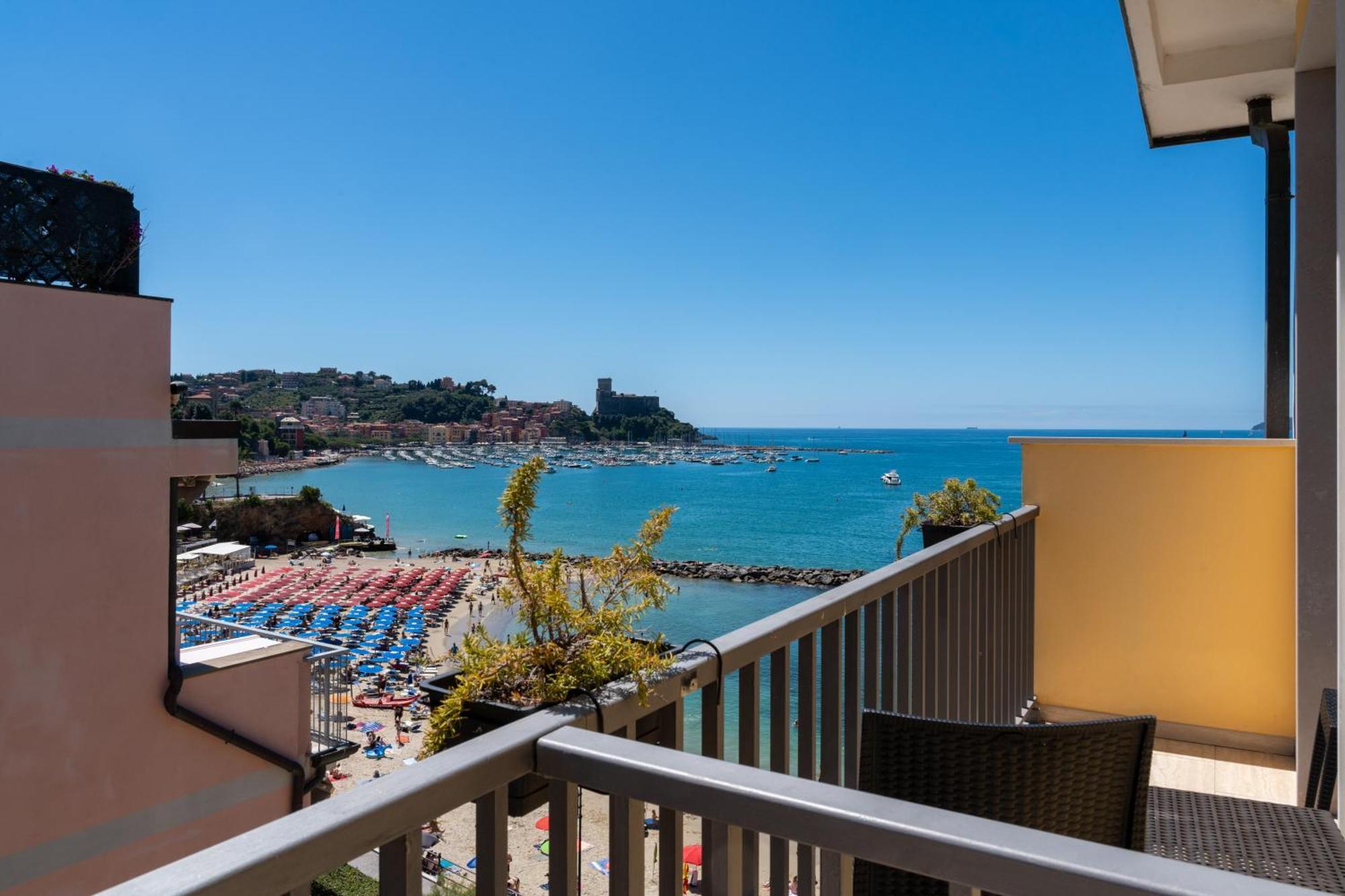 Hotel Florida Lerici Buitenkant foto