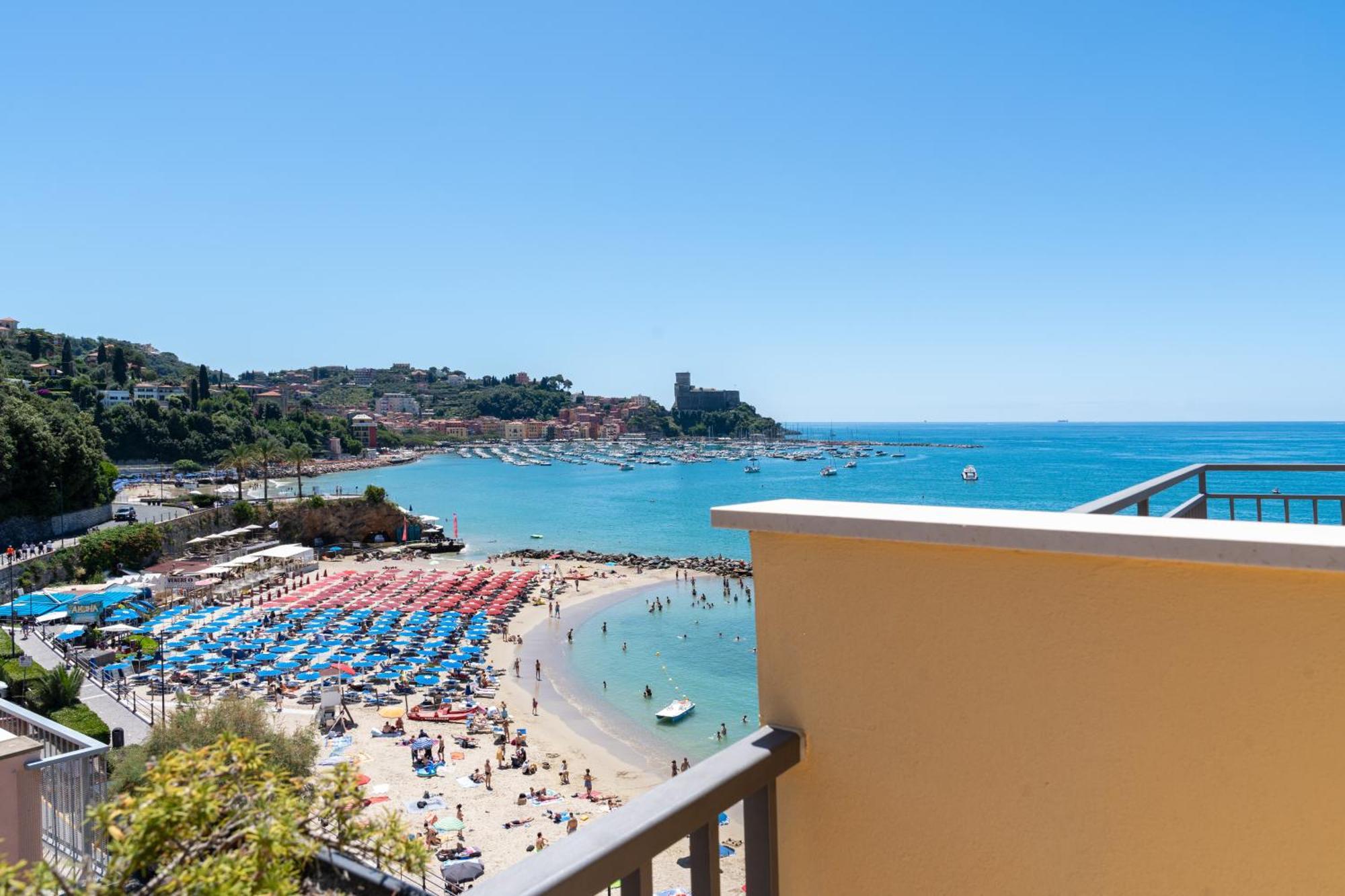 Hotel Florida Lerici Buitenkant foto
